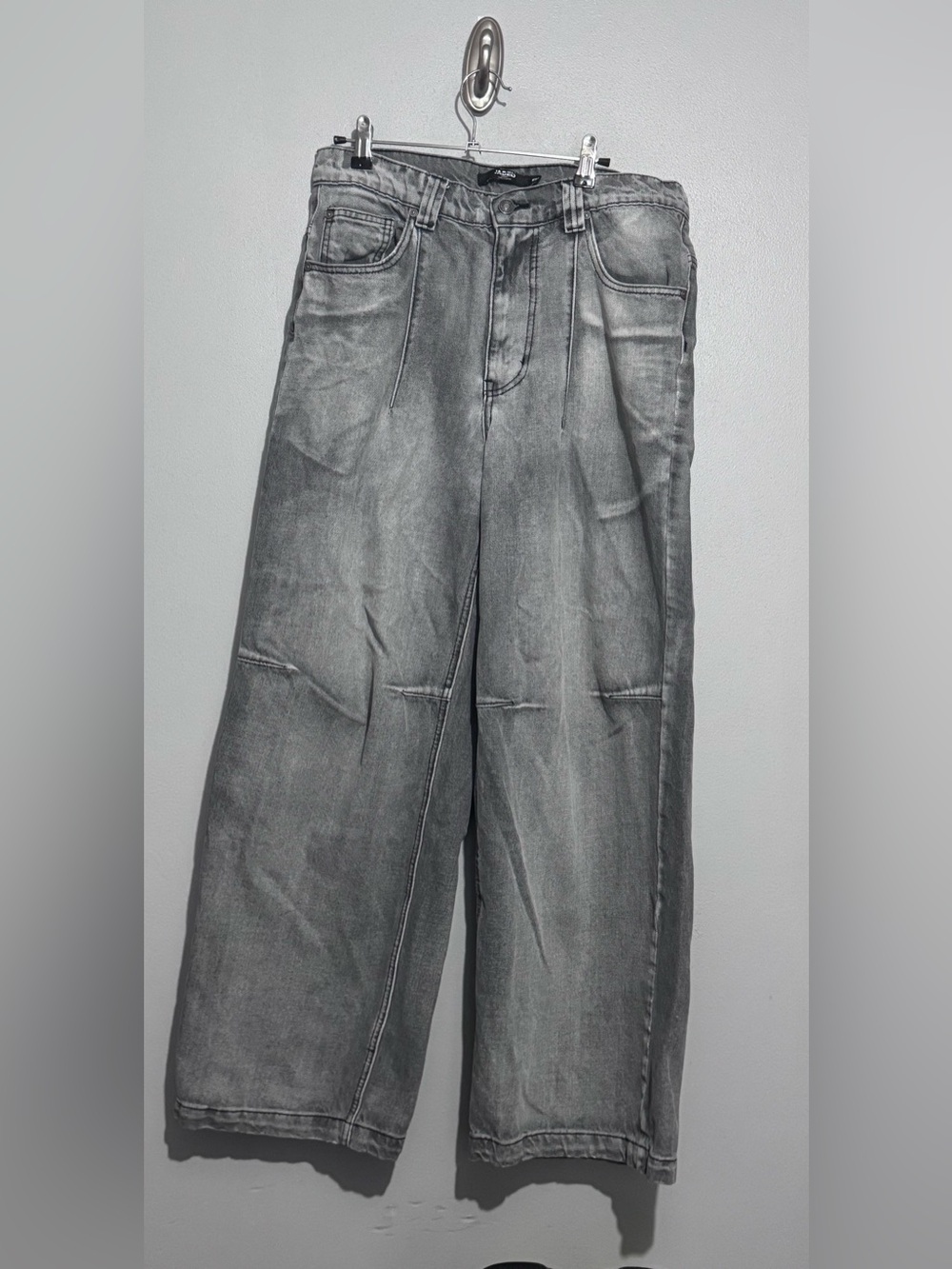 Jaded London Relaxed Wide-Leg Barrel Jeans in Washed Gray